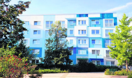 Neue Fassade mit 3D-Effekt in der Fischreiherstraße in Senftenberg Foto: KWG