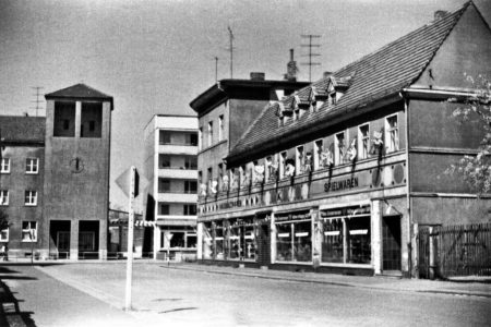 In unserer letzten Ausgabe hatten wir die ehemalige Poststraße mit der Post im Hintergrund gesucht