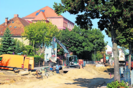 Blick auf die Baustelle in der Calauer Straße in Höhe der Otto-Rindt-Oberschule Foto: T Richter-Zippack