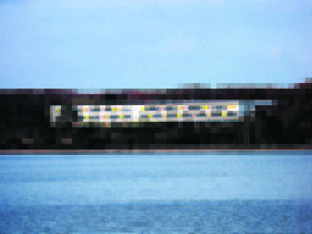 Blick über den Südsee auf den Seecampus, der vor fünf Jahren seinen Betrieb aufgenommen hatte. Mittelfristig soll auch der Zugang zum See umgesetzt werden