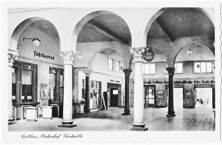 Cottbus Bahnhof Vorhalle