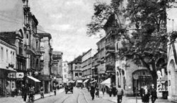Cottbus. Ein Blick in die Spremberger Straße mit der Schlosskirche aus dem Jahre 1930