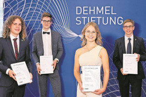 Auszeichnung für Leistung von der Dehmel-Stiftung