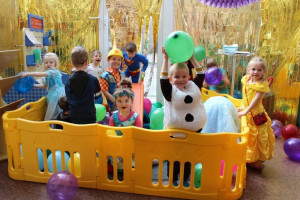 Fröhliches Kostümfest im Kindergarten des Naëmi-Wilke-Stiftes