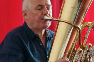 Tuba-Attraktionen von Bach bis Penderecki mit Georg Schwark