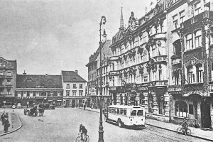Der Marktplatz in Forst um 1930