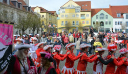 Lausitzer Narren fiebern dem  Sessionsauftakt entgegen Der traditonelle Karnevalsauftakt startet am 11.11. um 11.11 Uhr