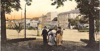 Cottbus: Die Herrschaften spazieren vom Wall zum Kaiser-Wilhelm-Platz