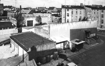 Forst: Blick vom Postgebäude auf die Karlstraße und das Gebäude des ehemaligen Möbelhauses