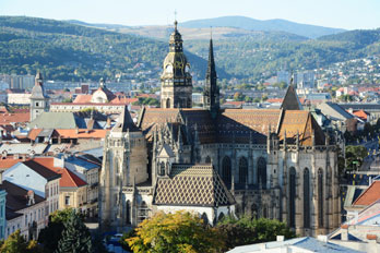 Beim 90. Friedensmarathon liefen 9000 Starter in Kosice