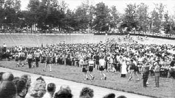 Forst: Rühmann auf der Rennbahn