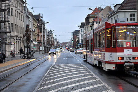 Verkehr beinahe halbiert