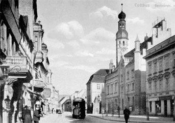 Cottbus: Die Bahn in der Postkartenmitte