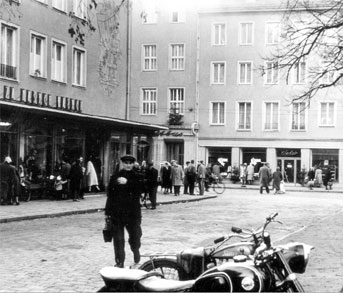 Cottbus: Der Schlosskirchplatz