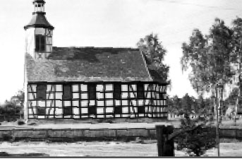 Spremberg: Fachwerkkirche Tzschelln