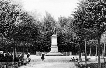 Guben: Kriegerdenkmal auf Wilhelmsplatz