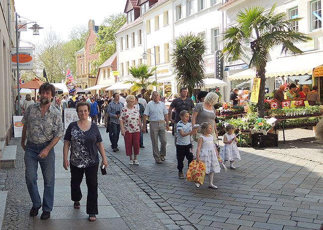 Spremberger Maifest ohne Nixen-Wahl