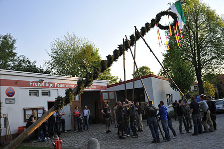 Die Maibäume grüßen von Lausitzer Angern