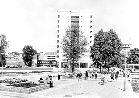 Cottbus: Punkthochhaus an der „Jenny Marx“