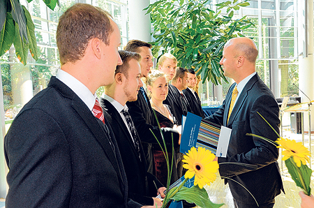 Spitzenausbildung und Perspektive für Jahrzehnte