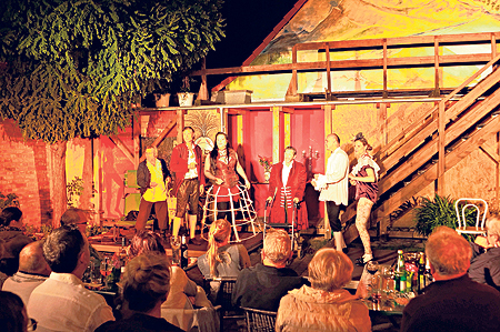 Cottbuser Theatersommer 2015: Goldbarren unterm Kohlkopf