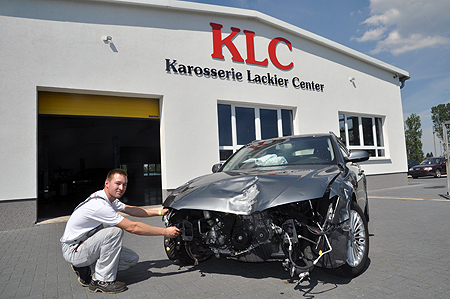 Unfallautos sind eine Herausforderung