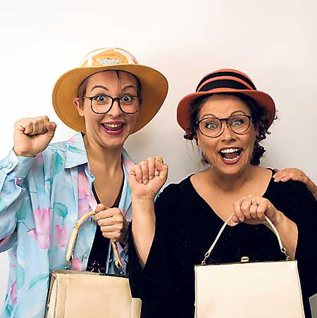 Heitere Damen jubilieren am 21.3. im Cottbuser Familienhaus