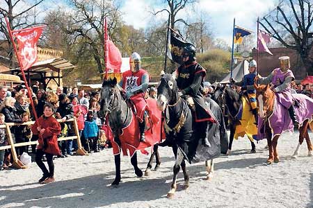 Lauchhammer: Der Schwarze Ritter naht am 2. und 3.4.