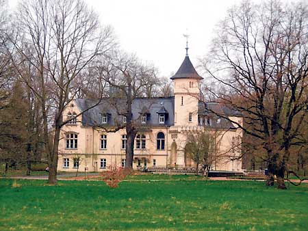 Hohenbocka: Buchen, Pferde und ein Märchenschloss