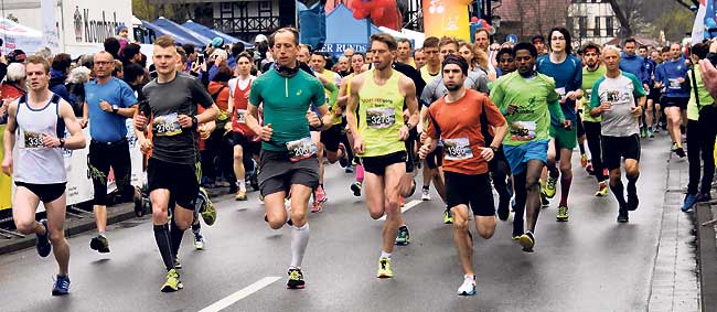 800 Läufer bewältigen Sparkassen-Lauf-Cup