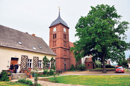 Violine und Klarinette in der Atterwascher Kirche am 22.5.