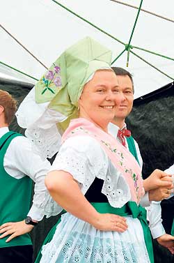 Trachtentanz & Traktoren in Dürrenhofe am 11.6.