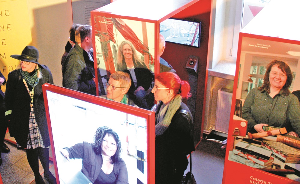 Frauen im Handwerk auf Roadshow
