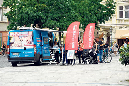 Handwerkermobil kommt vorbei