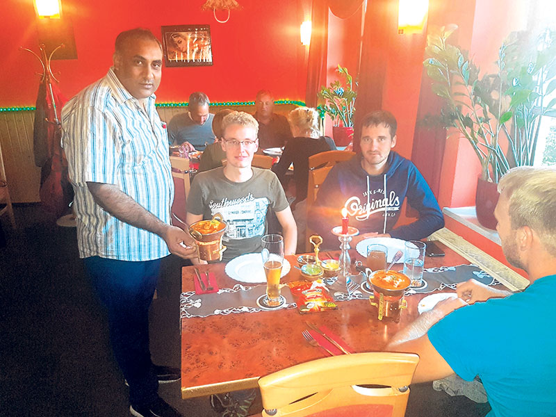 Senftenberg: Eleganter Bogen um Altstadt – See im Blick