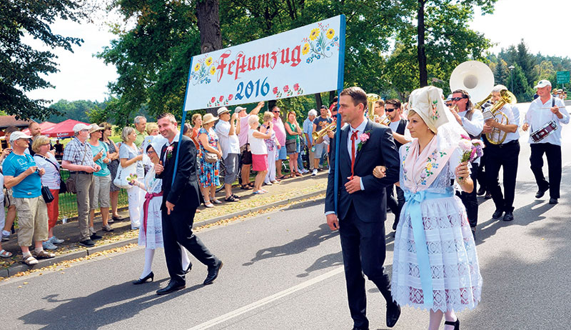 Zur Gründung beschenkte sich das Amt Burg mit dem Heimatfest