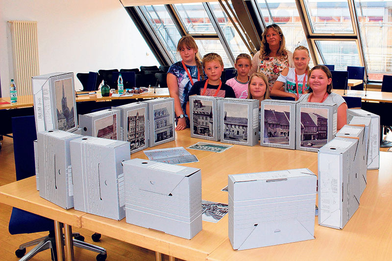 Senftenberg: Kinder entdecken Archiv