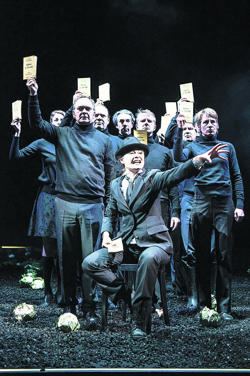 Theater Cottbus: Chicagos Gangsterboss ist eine Frau