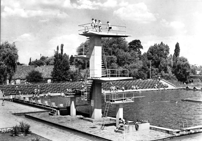 Damals war`s Niederlausitzer Neisse: Das Forster Schwimmbad