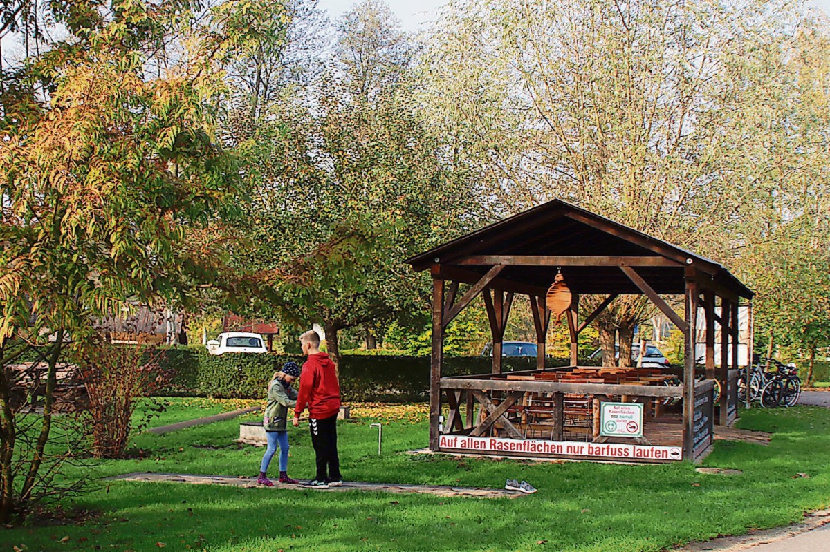 Burger Barfußpark lädt auch im Winter ein