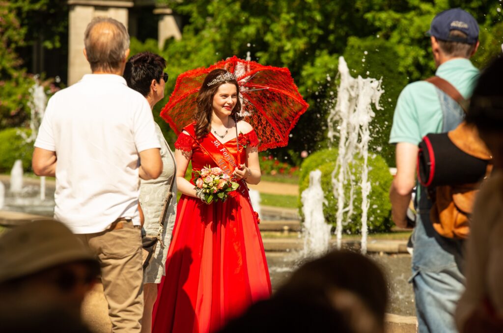 Rosengartensonntag im Ostdeutschen Rosengarten Forst