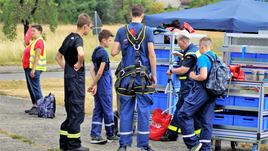 Amtsjugendlager in Klein Loitz – Viel zu entdecken für 150 Nachwuchskameraden des Amtes Döbern Land