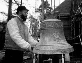 Damals war’s: Wehmütiger Umzug der Pritzener Glocke