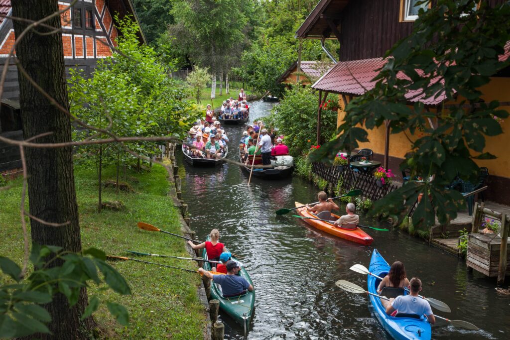 Spreewald trotzt niedrigeren Wasserstände und lädt zum Besuch ein