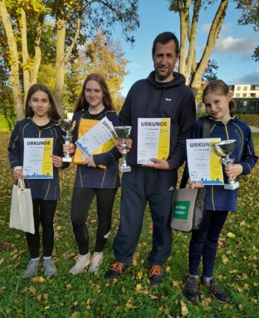 Evangeline Schubert, Josephine Schubert, Mario Kuschel und Hedi Kuschel 