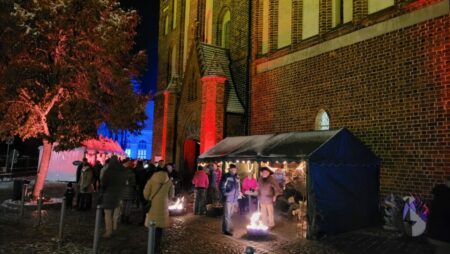 Weihnachtsmarkt an der Kreuzkirche