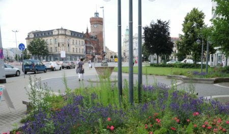 Breitscheidplatz im Jahr 2013 mit Blick Richtung Spremberger Turm 