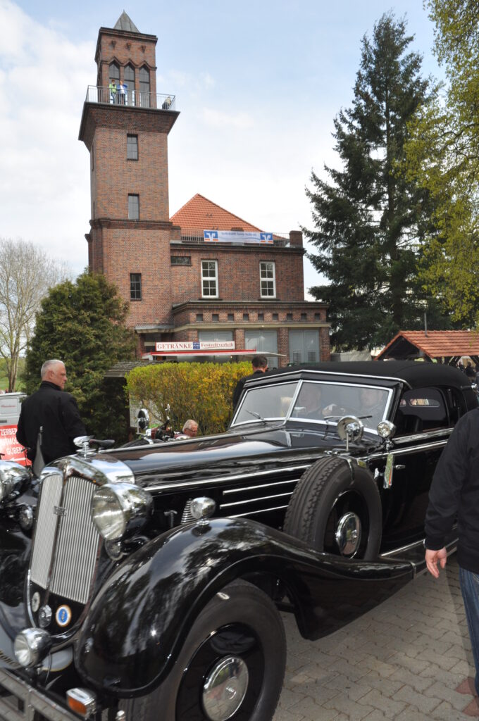 Am 1. Mai 2023 findet am Wasserkraftwerk Grießen die 27. Auflage des traditionellen Oldtimertreffens statt.