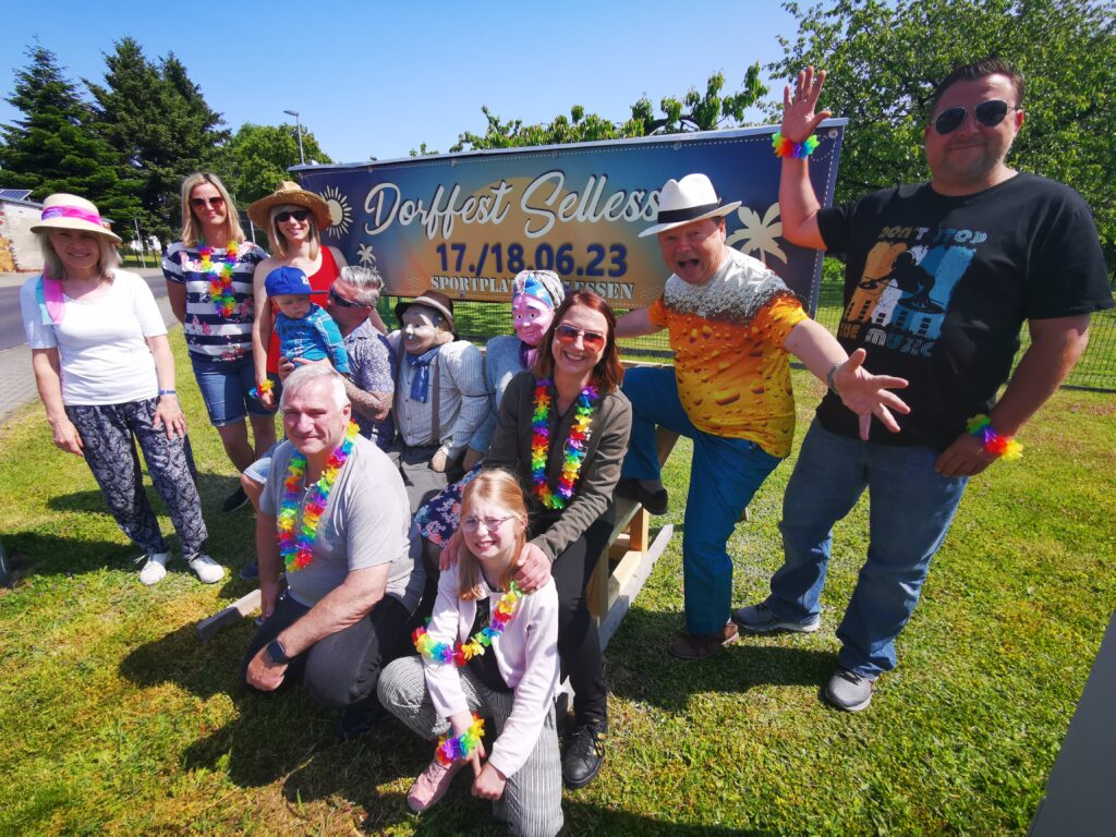 Bereit für den Sommer heißt es am 17. und 18. Juni 2023 beim Dorffest in Sellessen. Dann wird auf dem Sportplatz zur großen Tanzparty am Samstag ab 18 Uhr und einem bunten Familienfest am Sonntag von 10 bis 18 Uhr eingeladen.