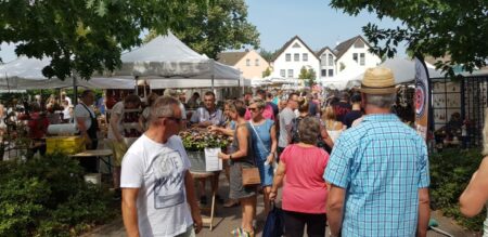 toepfermarkt in burg